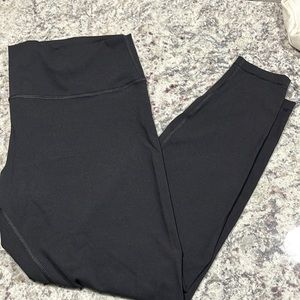 LuLuLemon wunder Train leggings